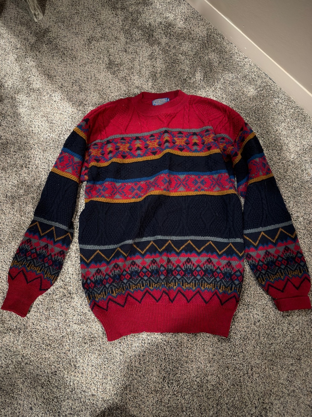 Vintage Pendleton 100% Virgin Wool Fair Isle Sweater - Size L